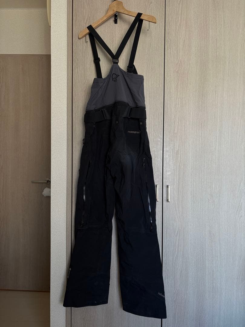 i*g様 NORRONA ノローナ GORE-TEX Pro ビブパンツ バック