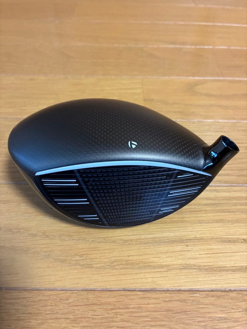 テーラーメイドqi4dドライバー 9.0度 ヘッドのみ