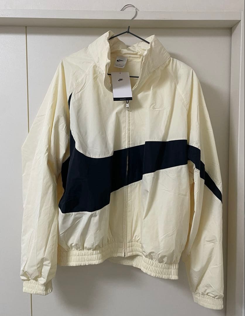 新品　NIKE セットアップ・ウーブンジャケット　ウーブンパンツ【Lサイズ】