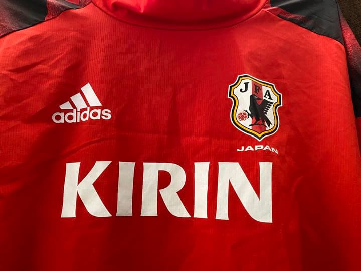 サッカー日本代表ウインドブレーカー