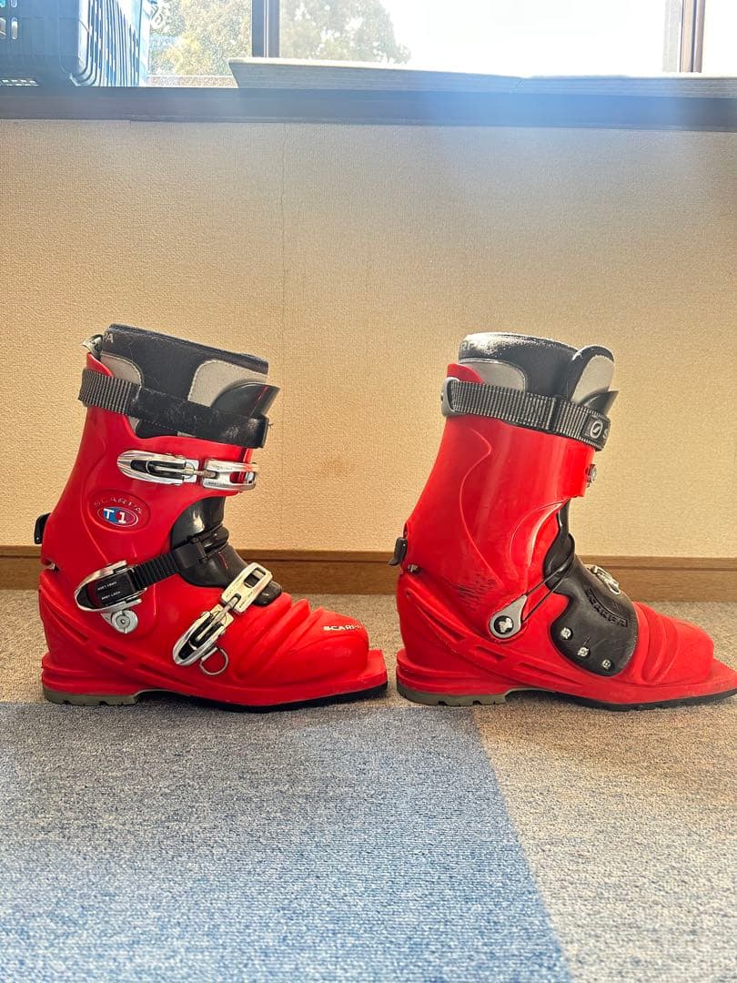 SCARPA T1 テレマークブーツ