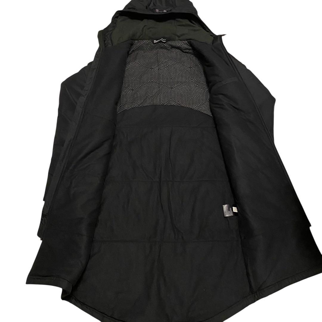 美品✨UNDER ARMOUR アンダーアーマー　MD 黒 ブラック