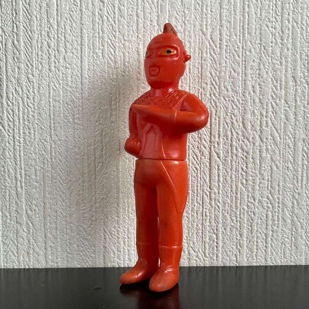 ブルマァク ウルトラセブン ミニサイズ 赤成型 体無塗装 ソフビ　当時物