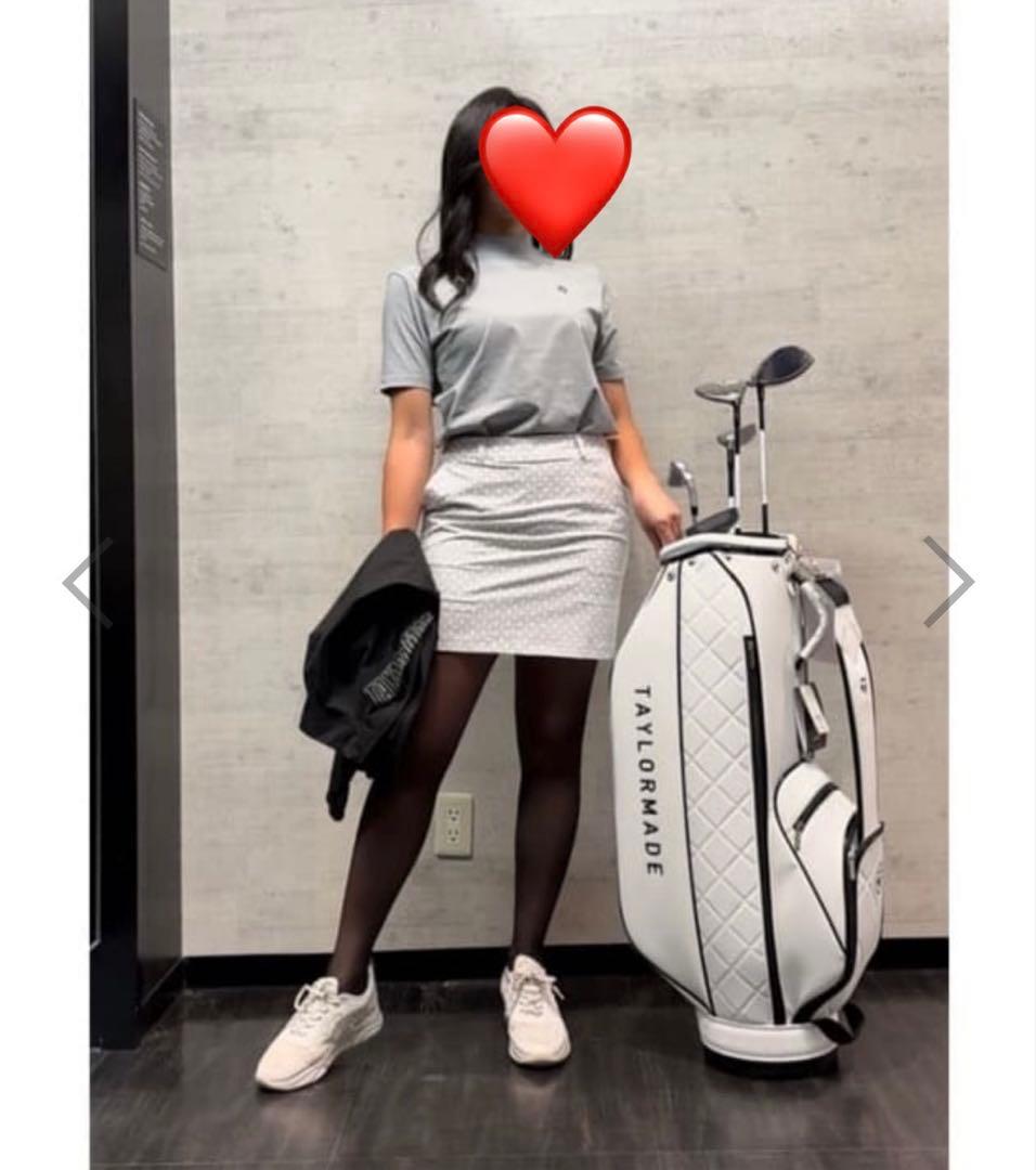 ラスト１点【TaylorMade】XS 新品✨総柄ロゴスカート　インナー付