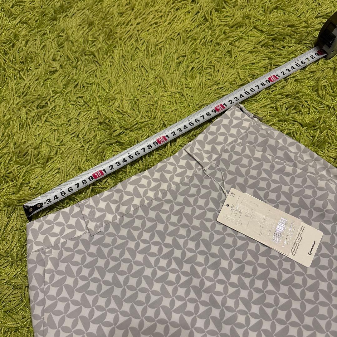 ラスト１点【TaylorMade】XS 新品✨総柄ロゴスカート　インナー付