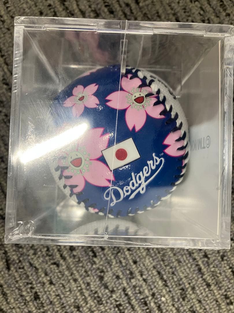 村上隆 murakami Takashi Dodgers 桜デザイン 記念ボール