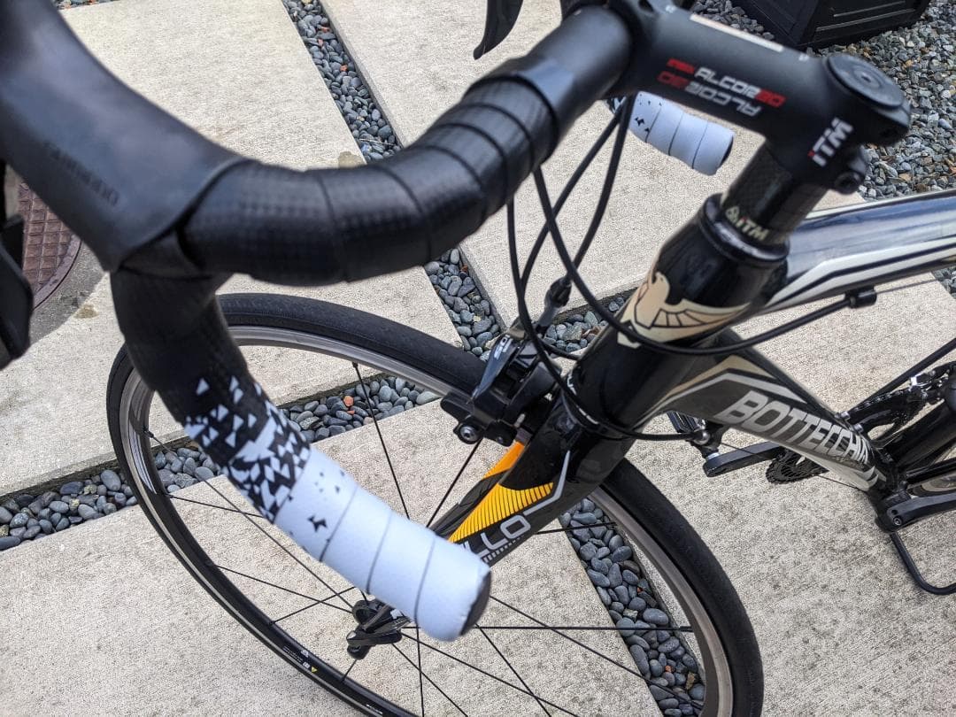 引取限定 極上美品 Bottecchia ロードバイク コンポ105 超軽量