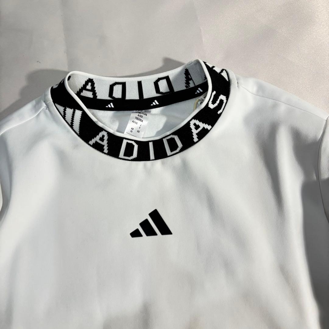 新品adidasゴルフジャガードシャツ　ダンボールニットスカート　モノトーン