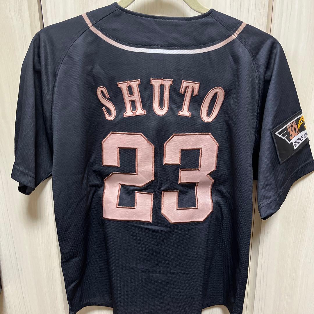 りっちゃんページ ホークスユニフォーム 周東佑京選手