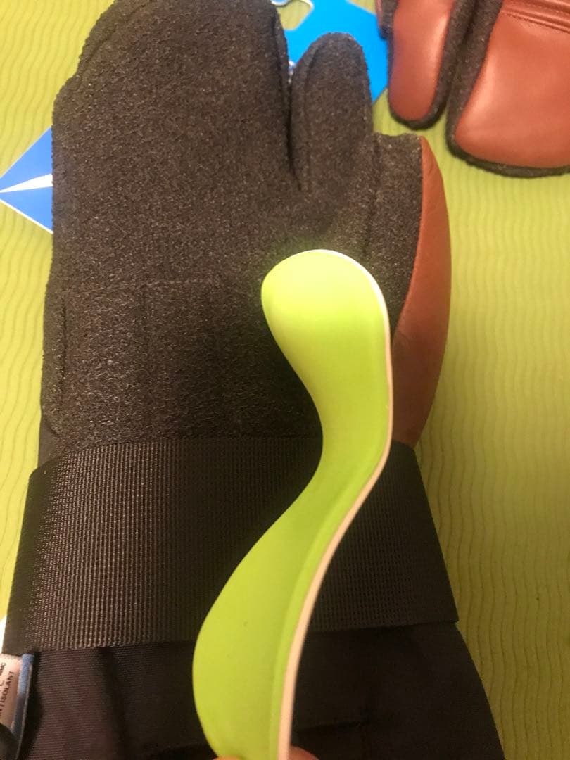 スノーボード　レザー グローブ