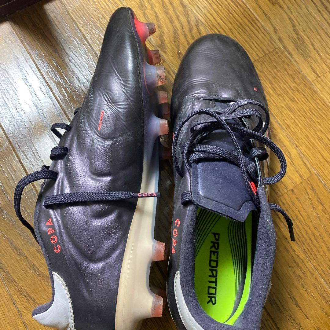 adidas Predator サッカーシューズ 黒/赤
