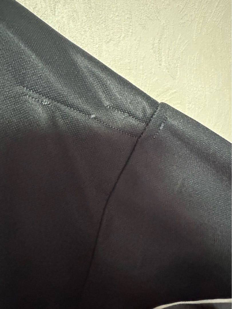 レッジーナ　アシックス　ユニフォーム　トレーニングシャツ　新品　Mサイズ　中村