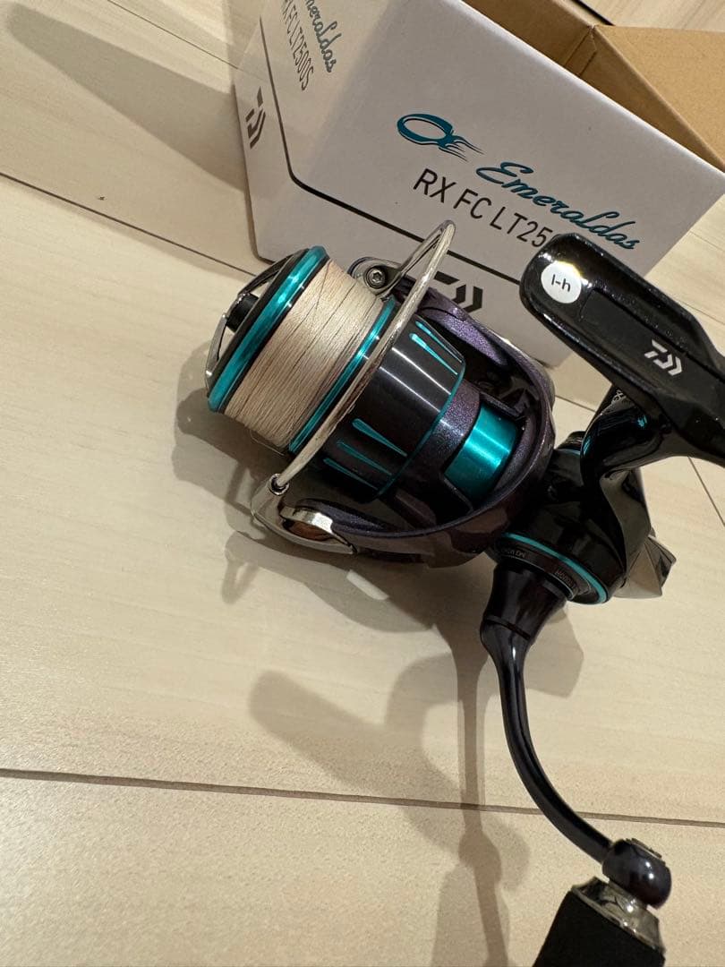Daiwa Emeraldas RX FC LT2500S スピニングリール