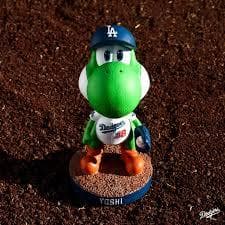 【非売品・限定品】LA Dodgers 山本由伸&ヨッシー コラボ ボブルヘッド