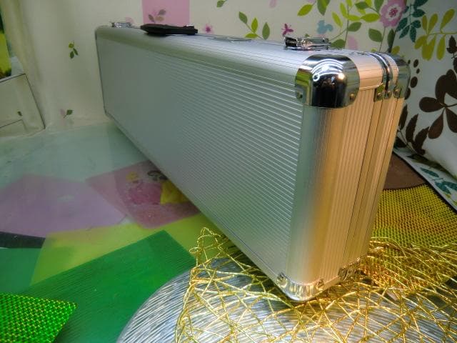 (送料無料)13.000円　一丁入アルミハードケース　三線を傷から守る