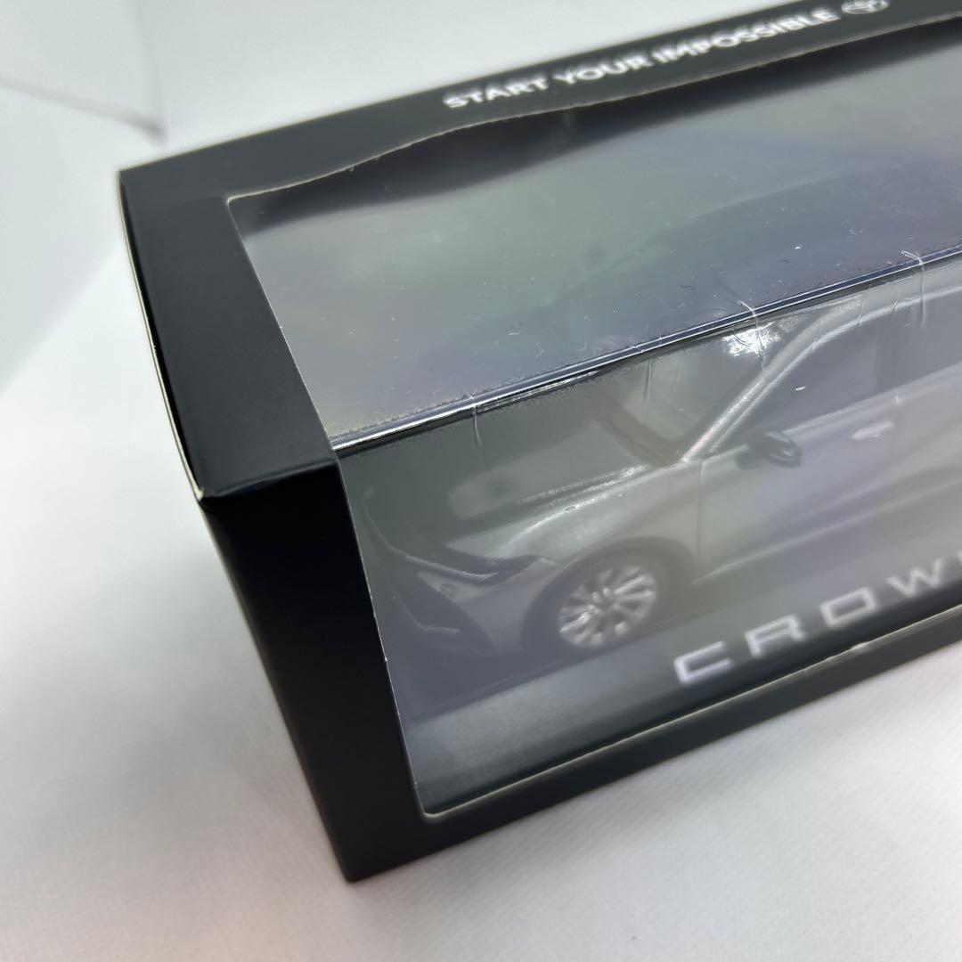 クラウンクロスオーバー ミニカー ブラック プレシャスメタル 1/30スケール