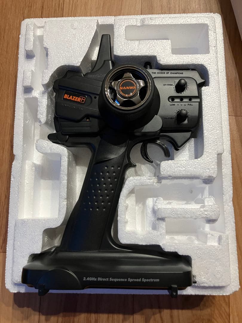 SANWA プロポ　 BLAZERG 2.4GHz