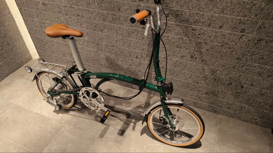 コンパクト電動アシスト自転車