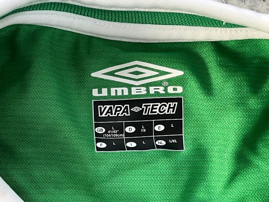 アンブロ×アイルランド代表　半袖サッカーユニフォーム5枚セット、おまけ付き