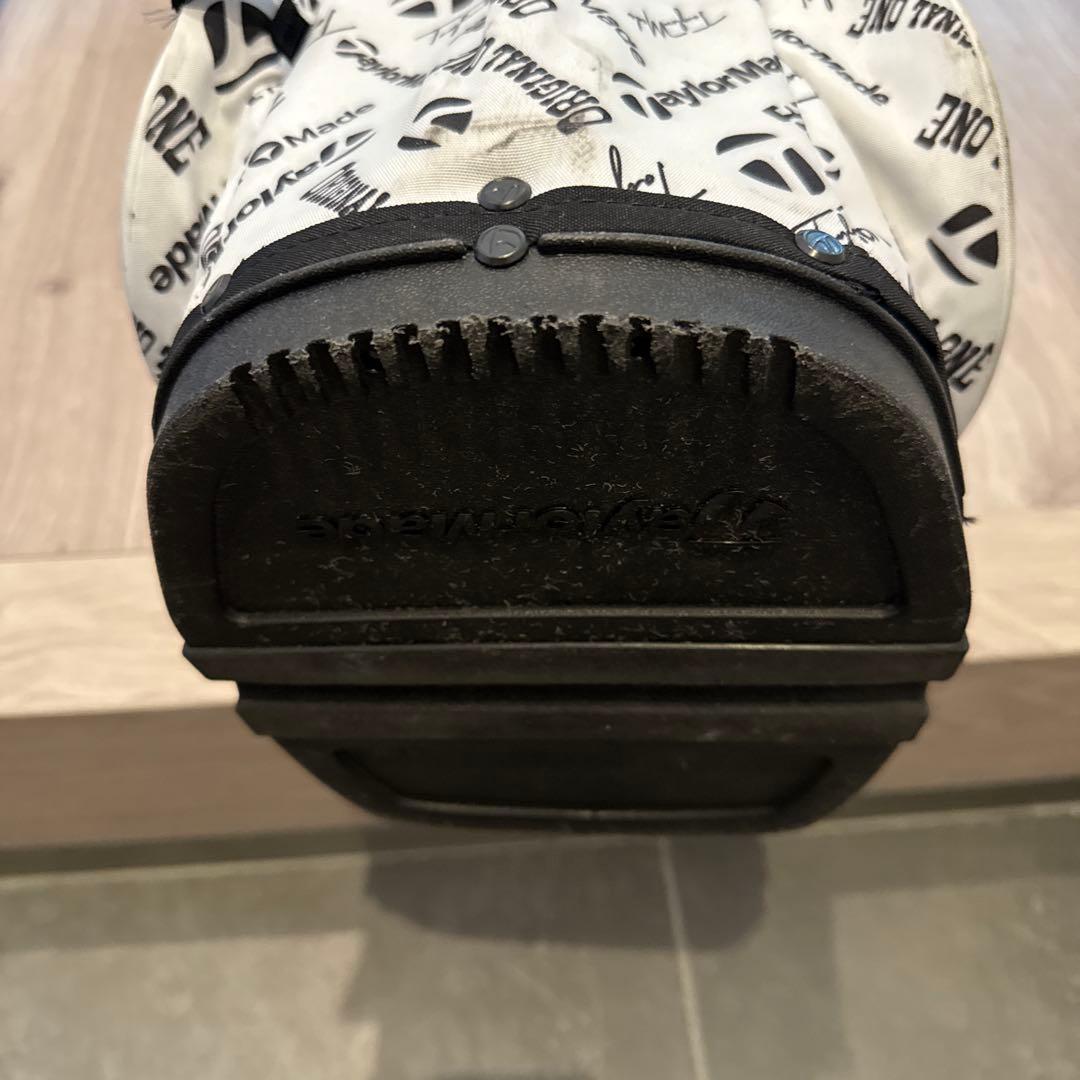 TaylorMade スタンドキャディバッグ ホワイト/ブラック