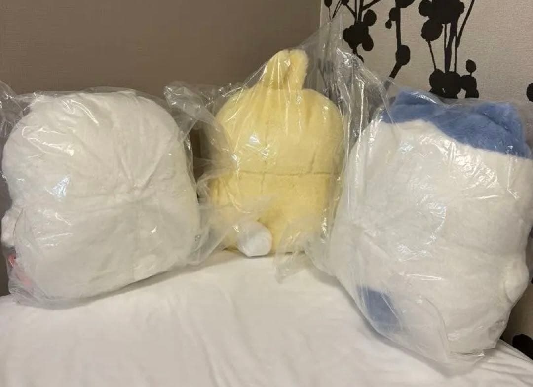 ちいかわ　ハチワレ　うさぎ　重め！ ぼっちゃり抱っこぬいぐるみ　3点セット