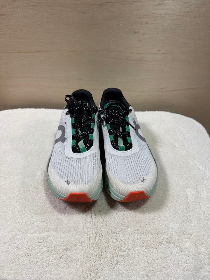 ON Cloudmonster（クラウドモンスター）26㎝　中古品
