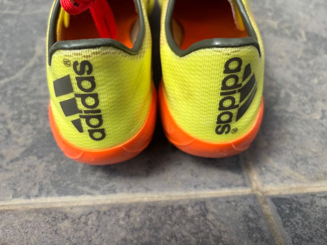 アディダスサッカースパイク　アディゼロ F50 27センチ