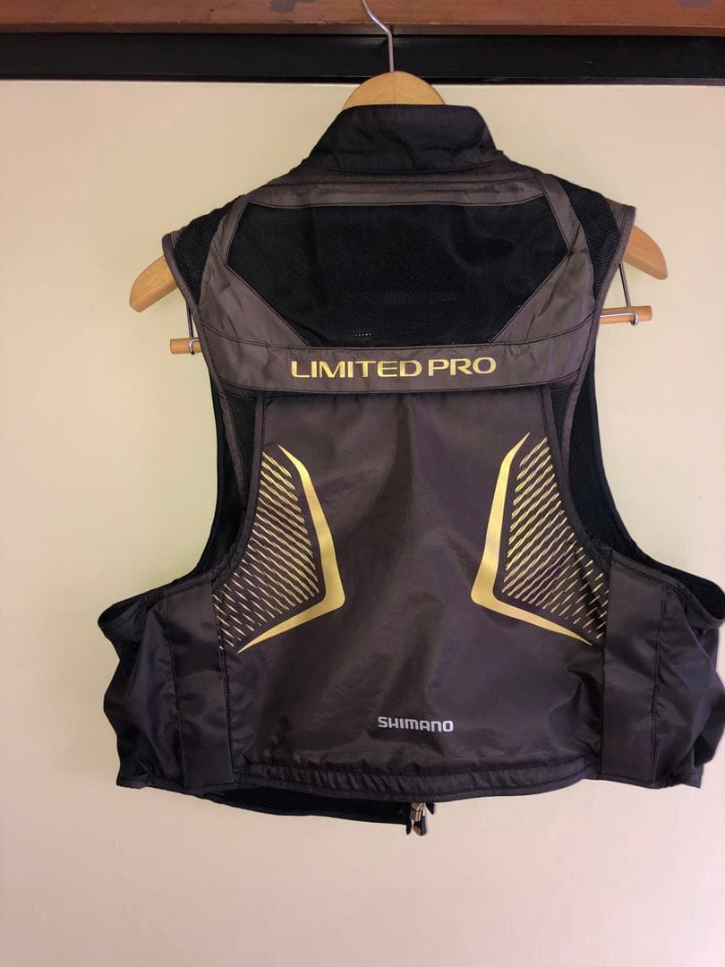 SHIMANO LIMITED PRO フィッシングベスト