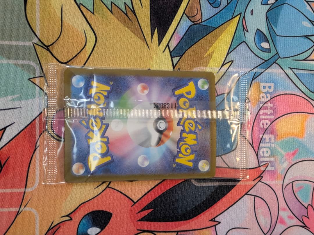 プロモカード　ビクティニ BWR　争奪戦　未開封　 ポケモンカード