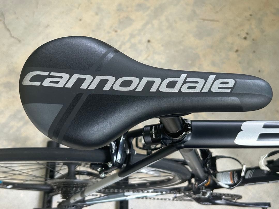 値下げ　美品　Cannondale caad8 ロードバイク マットブラック