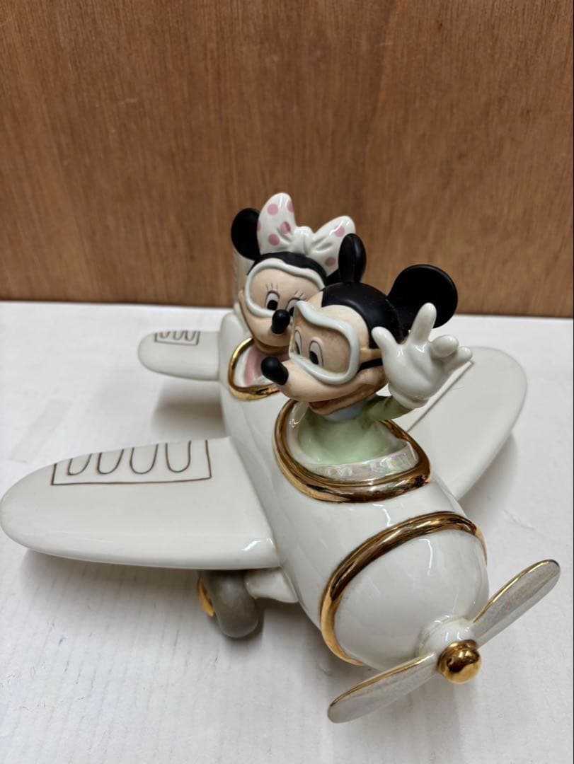 ディズニー レノックス フライング ハイ ウィズ ミッキー & ミニー