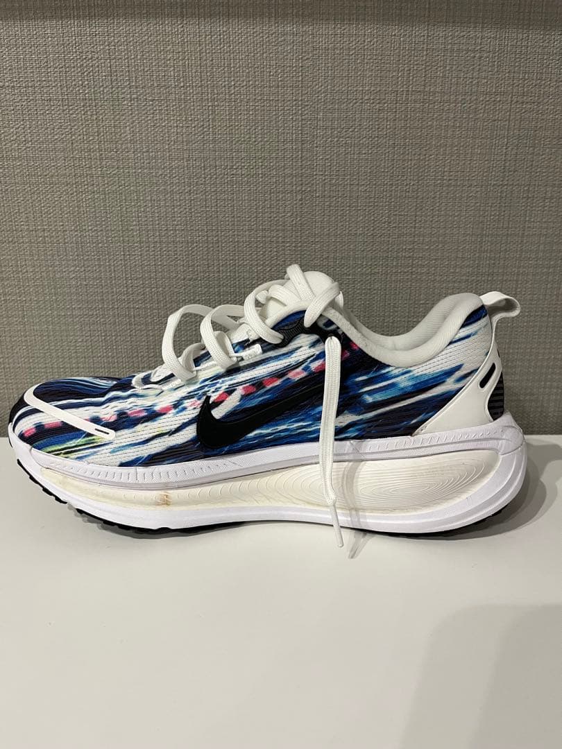 スパイク・シューズ NIKE VOMERO 18 SE