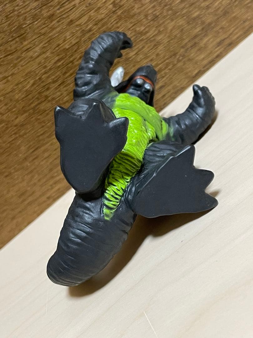 宇宙戦士がやってきた！怪獣軍団 Super Dino Monsters パチ怪獣