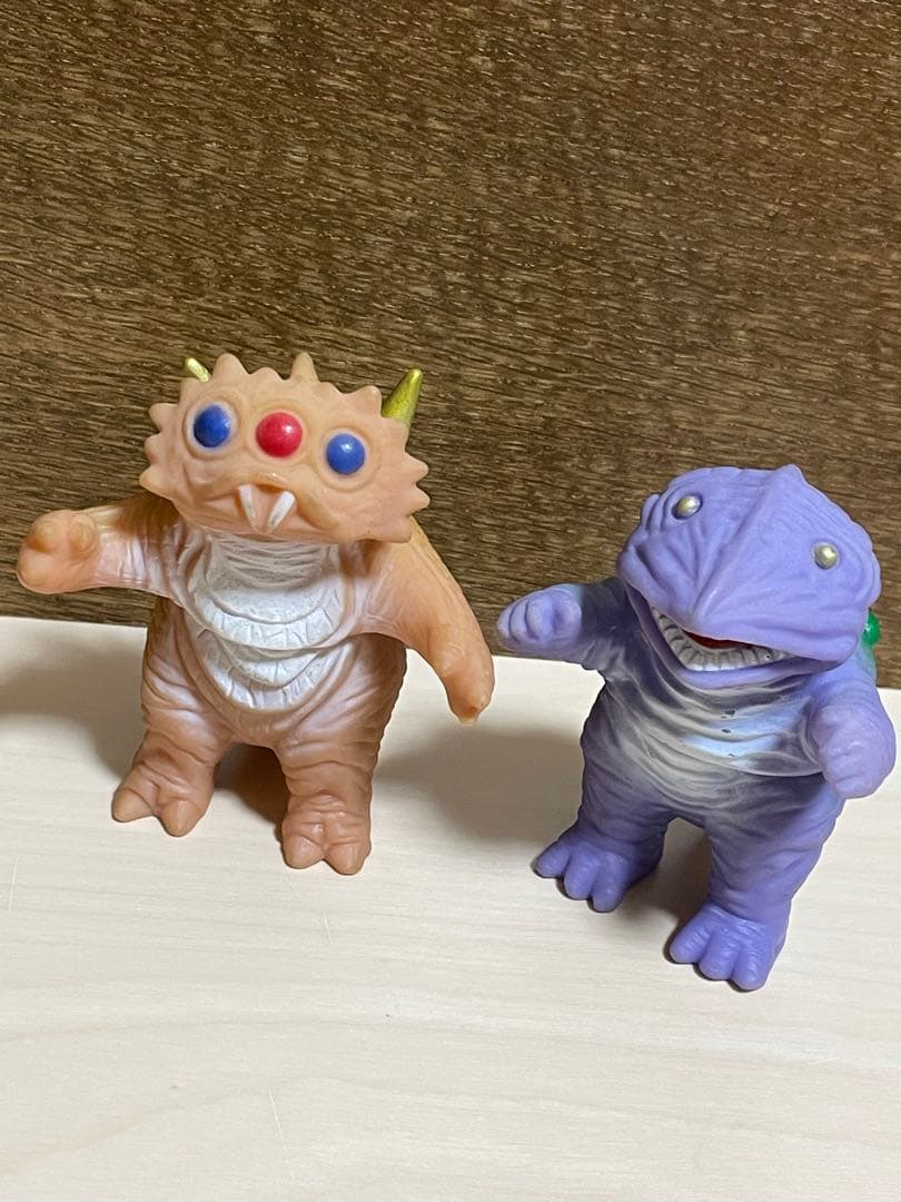 宇宙戦士がやってきた！怪獣軍団 Super Dino Monsters パチ怪獣