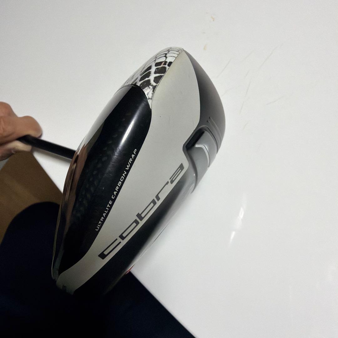 Cobra KING F9 ドライバー　ヘッドカバー付き