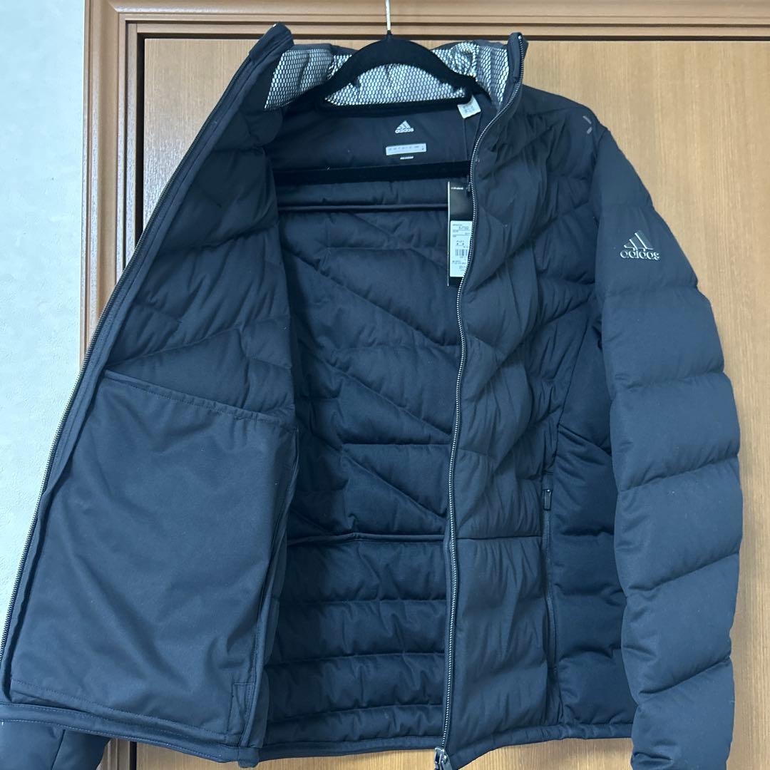 adidas ダウンジャケット(値札付き)
