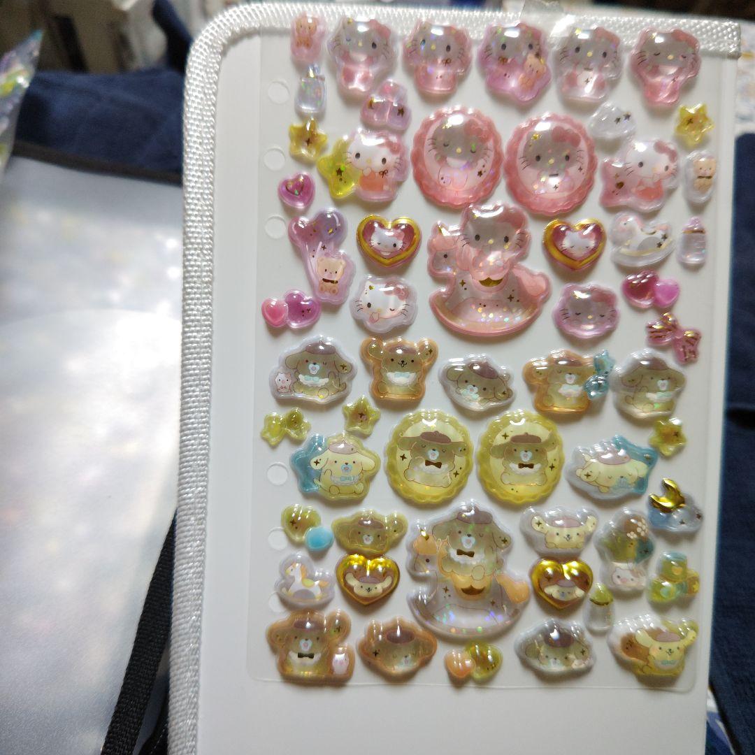 シール帳A5サンリオぎっしり15P!!25000円相当最近のシール貼ってます!
