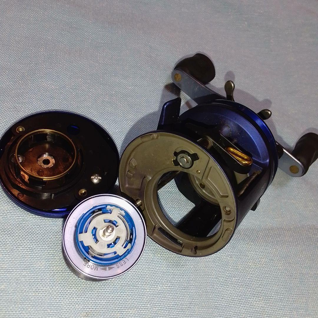 ダイワ ベイヤード 150 青 右ハンドル DAIWA BAYARD