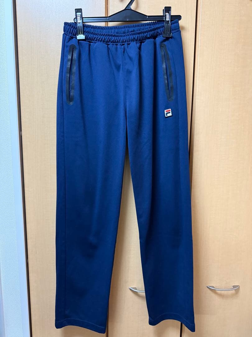 数回着用フィラ　メンズ　春秋ジャケットXL、ロングパンツLセット