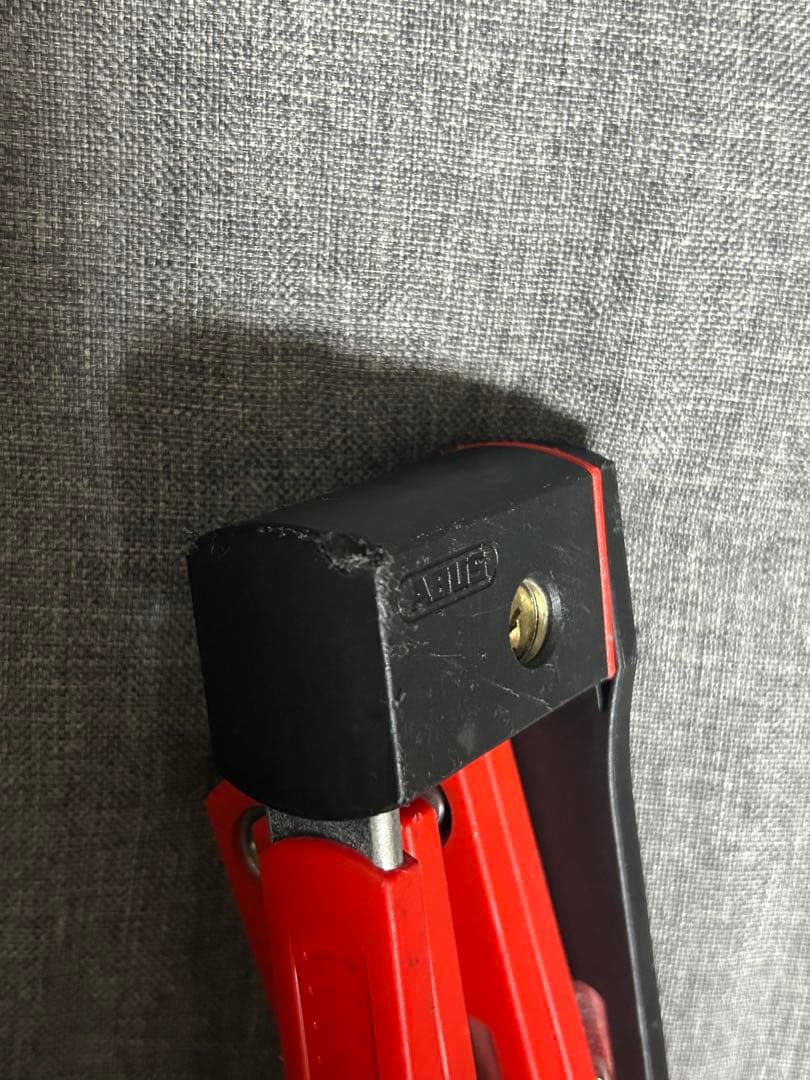 ABUS ブレードロック　UGRIP BORDO BIG 5700 マウント付き