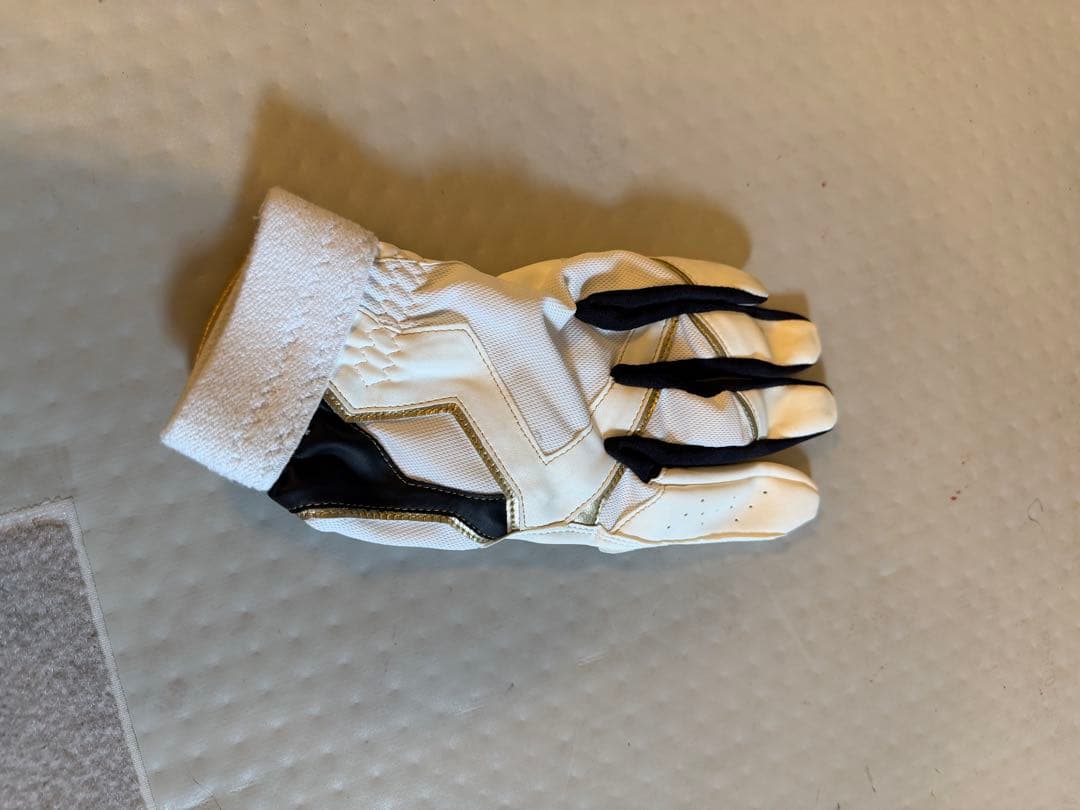 SELECT 9 Professional 軟式グローブ 黒　坂本勇人モデル