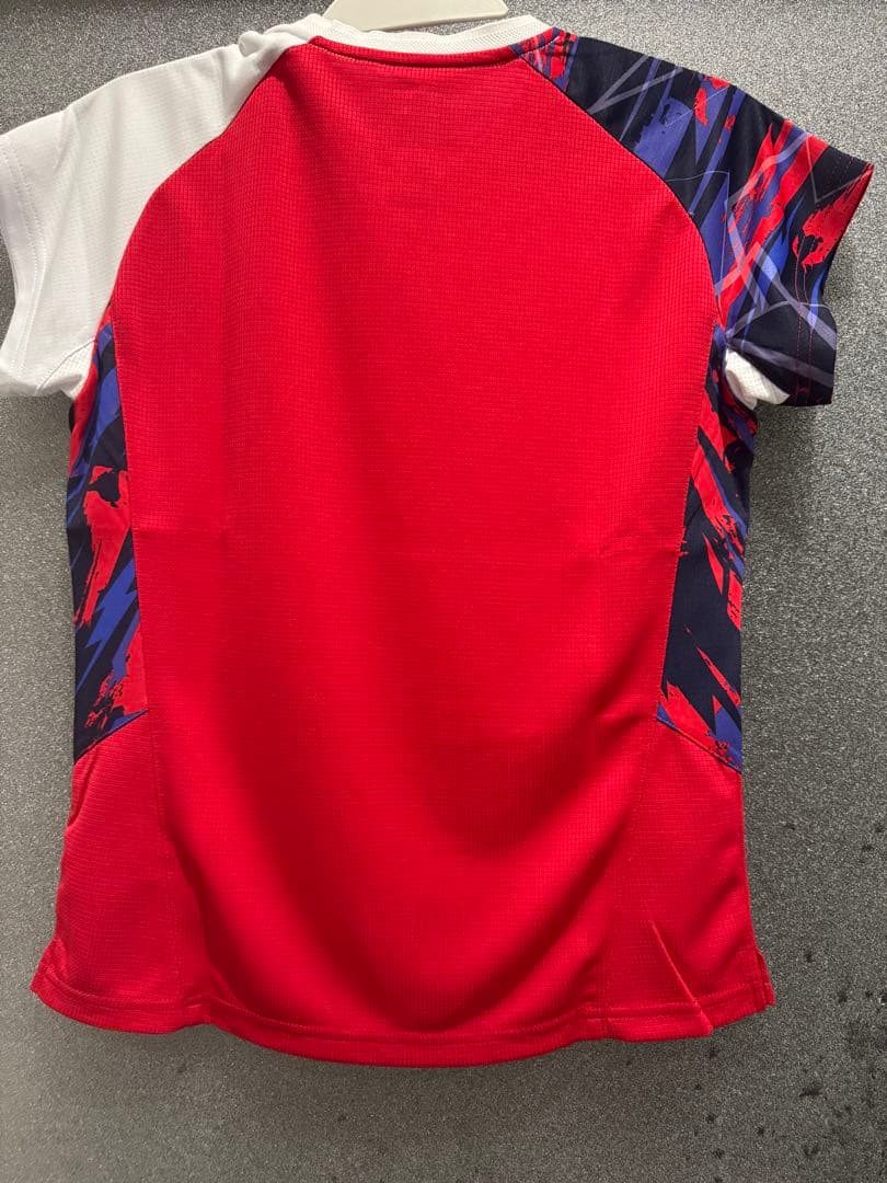 YONEX スポーツ Tシャツ Lサイズ レッド