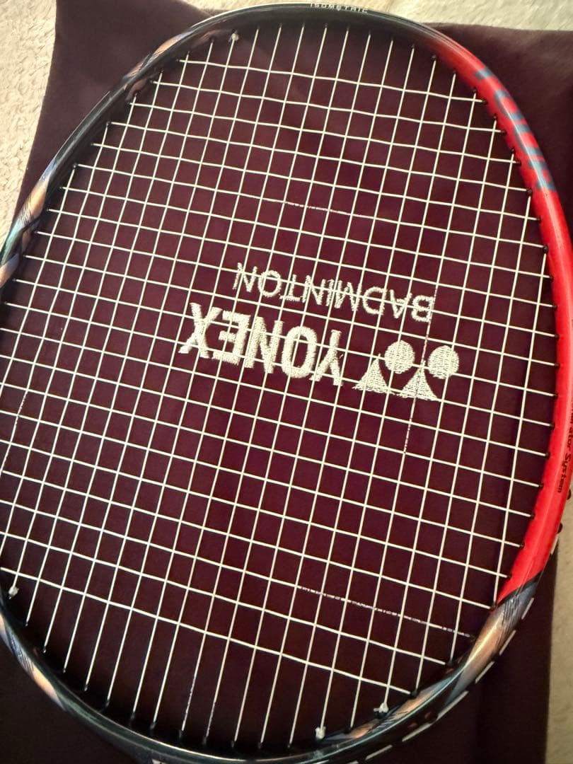 YONEX ASTROX 77 TOUR バドミントンラケット