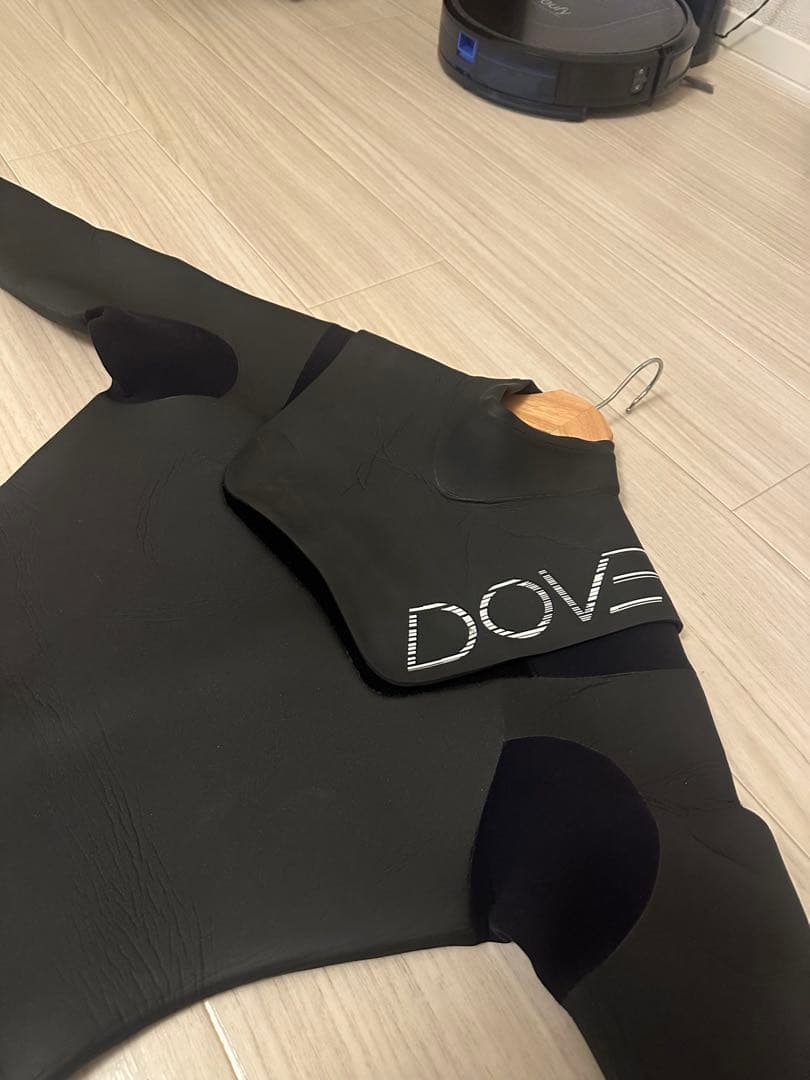 DOVE ブラック リミテッド・ノンジップ・セミドライ（5×3mm）