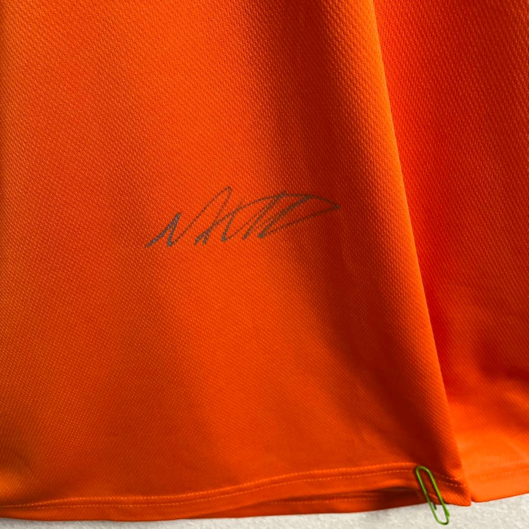 マックス・フェルスタッペン 本人直筆サイン入り非売品Tシャツ