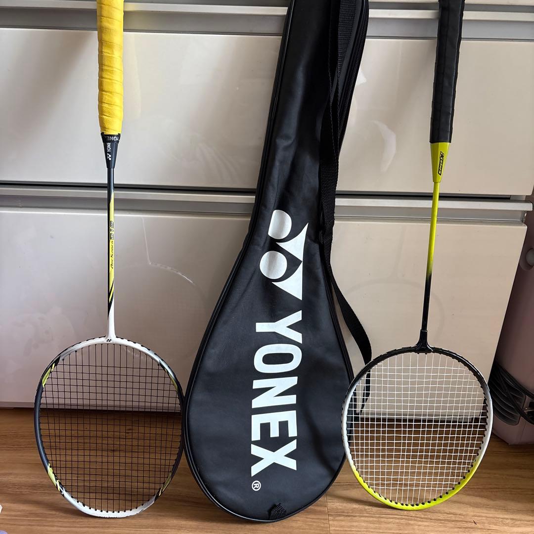 YONEX バドミントンラケット　4点セット