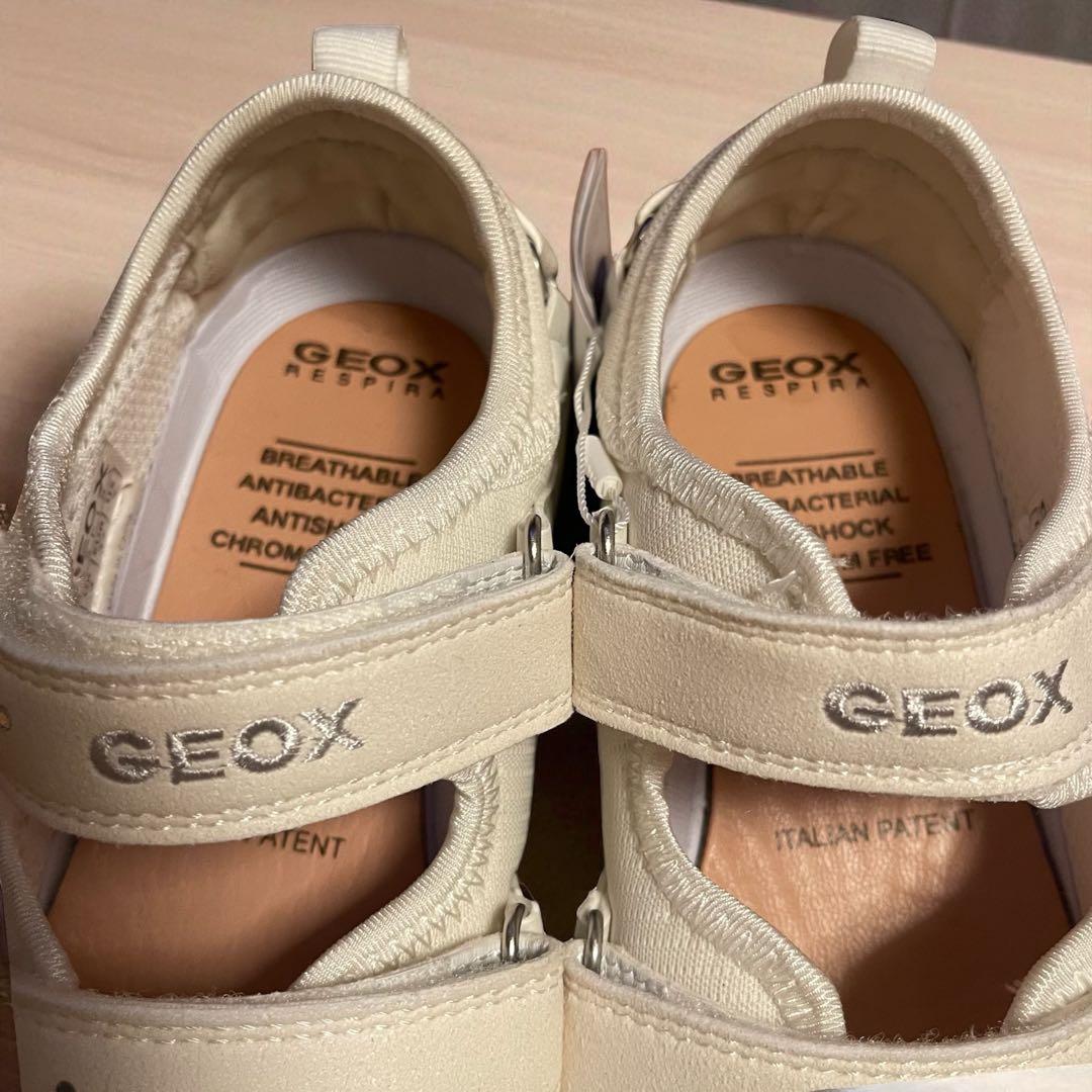 未使用 Geox J Hideaki Girl I バレエ フラットシューズ