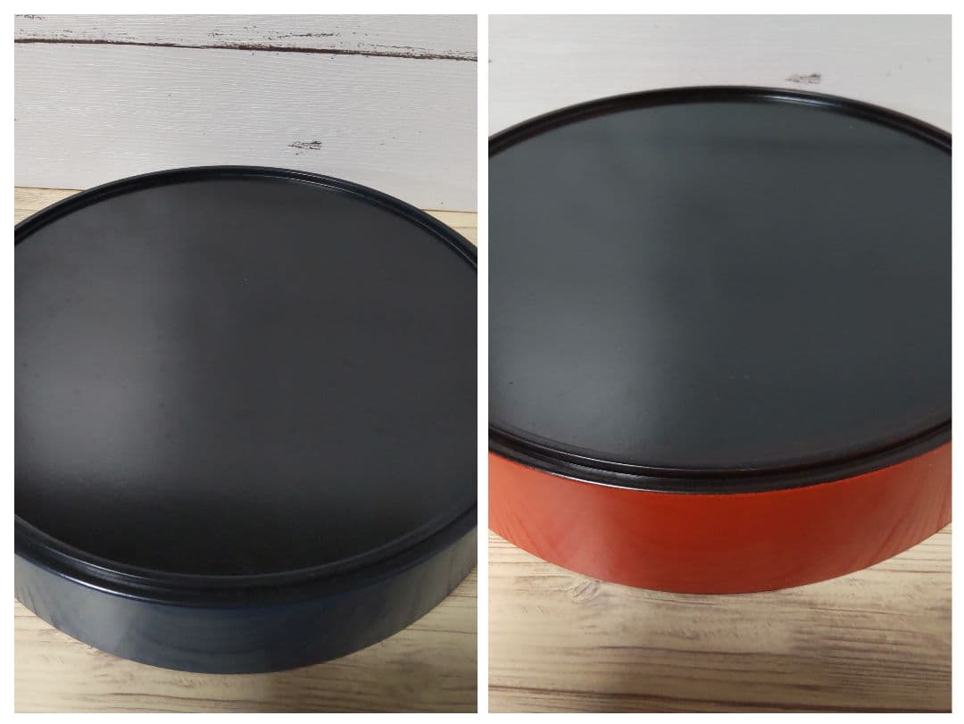プラスチック花器　紺と赤　2個セット