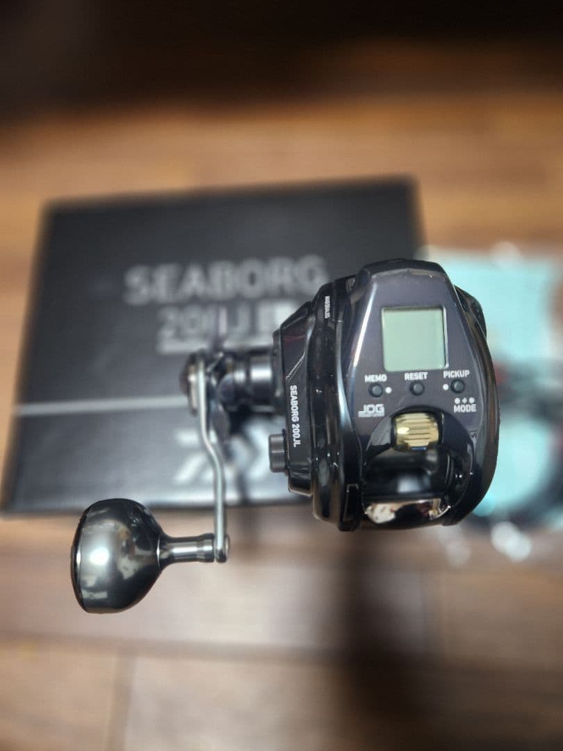 DAIWA 22シーボーグ 200J L 電動リール