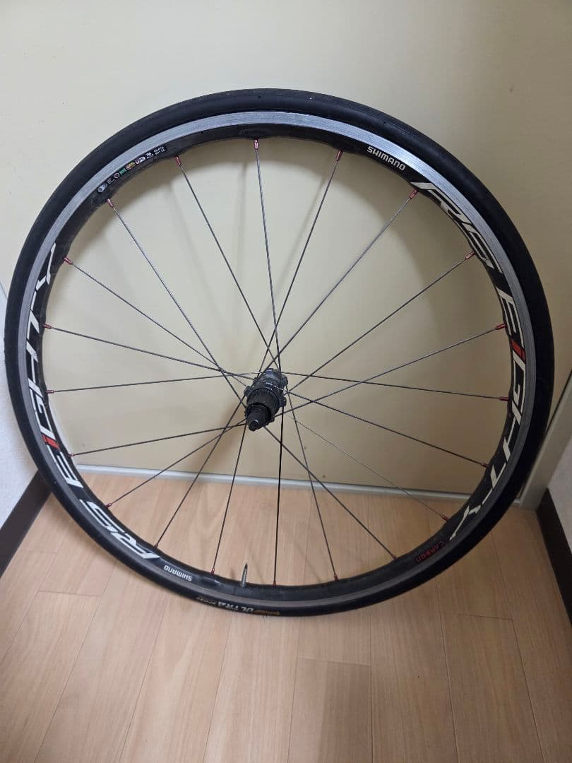 Shimano WH-RS80-C24-CLリアホイール スプロケット、タイヤ付